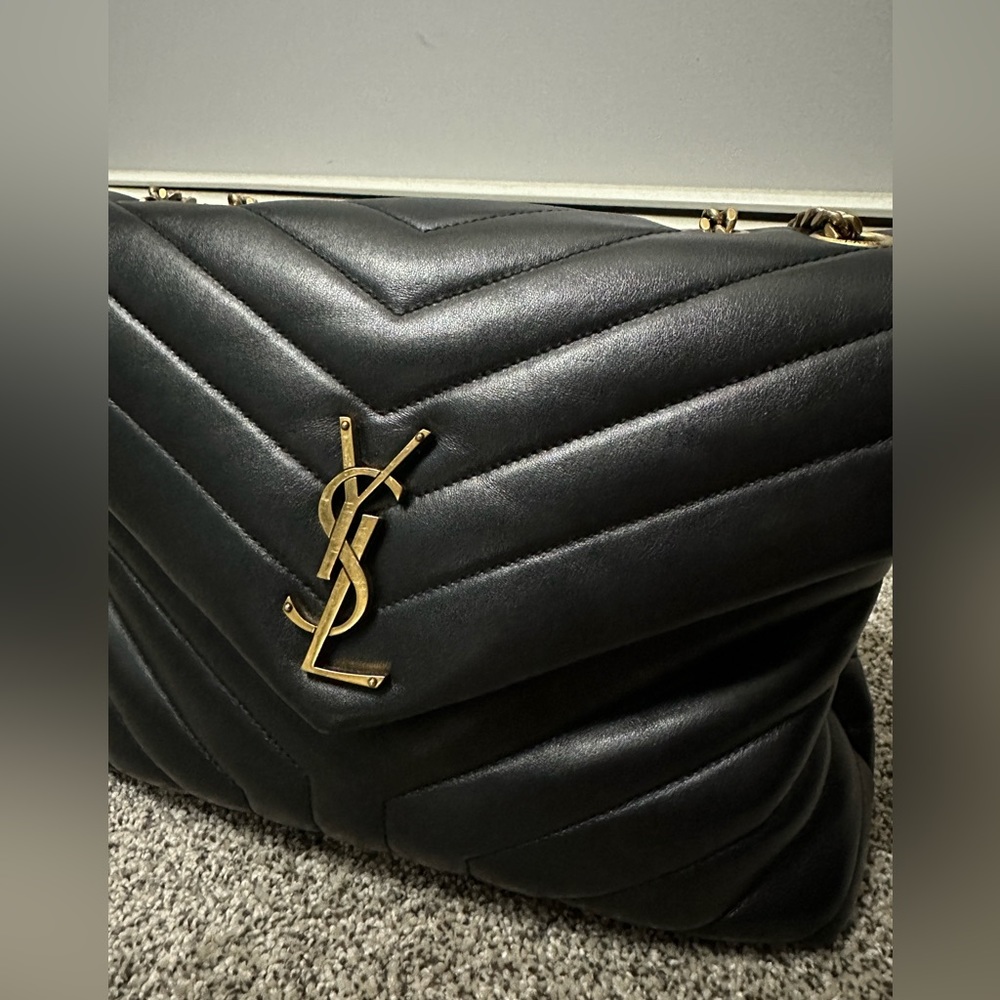 AUTHENTIC YSL medium LouLou bag - Picture 6 of 6